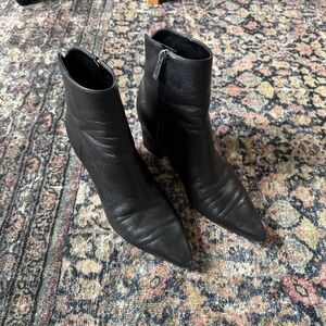 Marc Fisher JARLI POINTY ANKLE BOOTIE - Black Leather